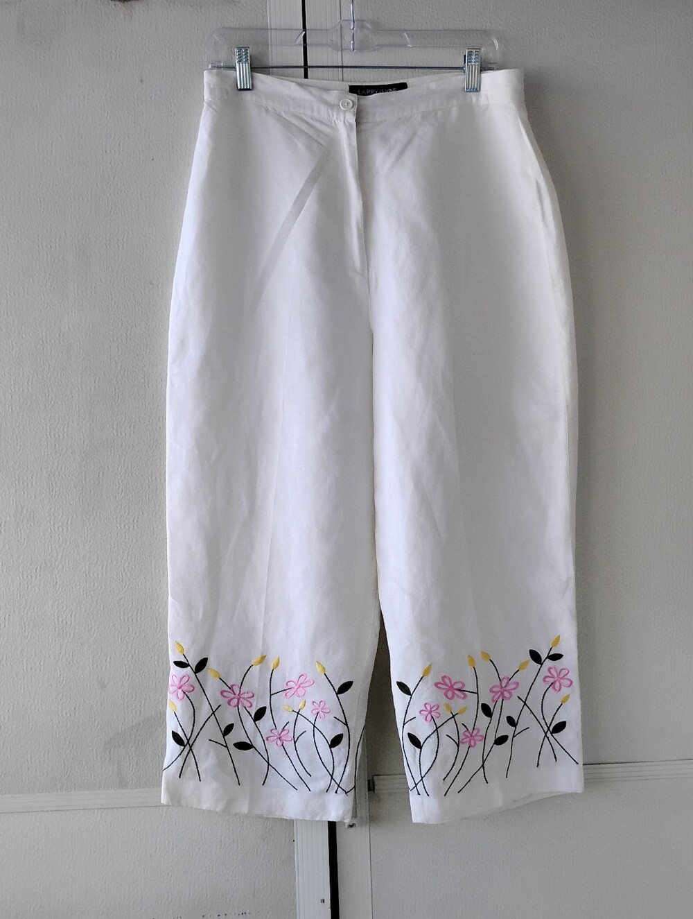 Larry Levine White Linen-Blend Sport Top